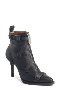 chloe t strap
